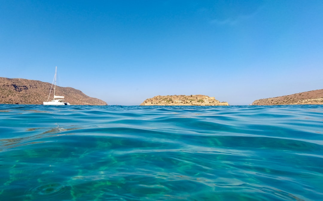 Photo Crystal clear